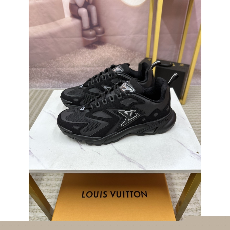 l**is V*t*n sneakers